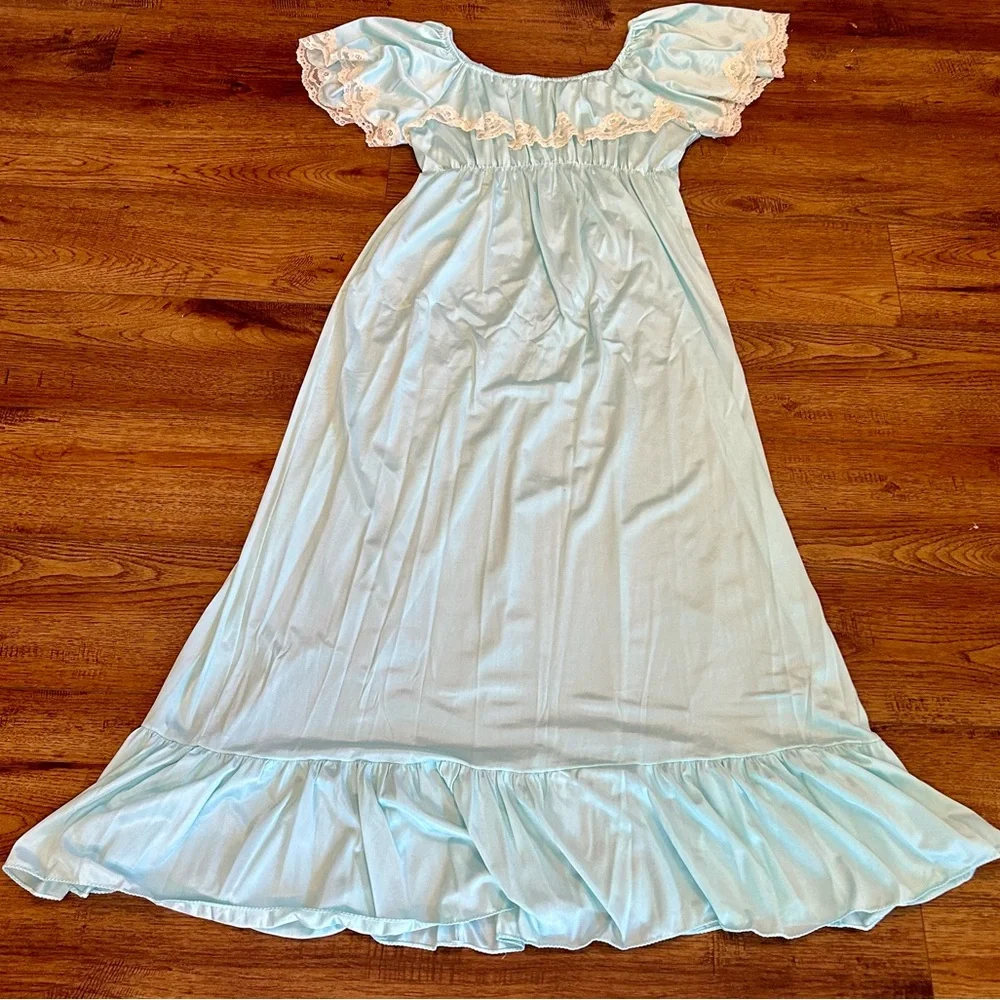 Off the Shoulder Prairie Dress Night Gown Vintage - Picture 7 of 11